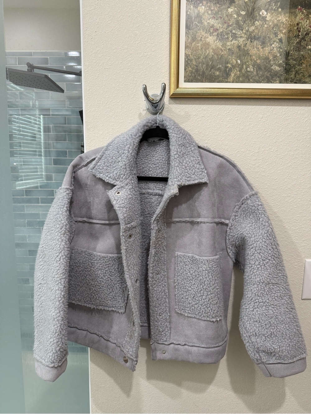 Women’s Gray Sherpa Boxy Fit Jacket - Medium